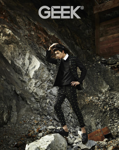 韩星朴书俊时尚写真 个性帅气俊朗(图)