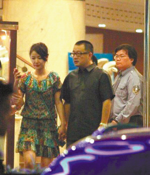 王小帅林心如十指紧扣谱恋曲双方均称喝多了