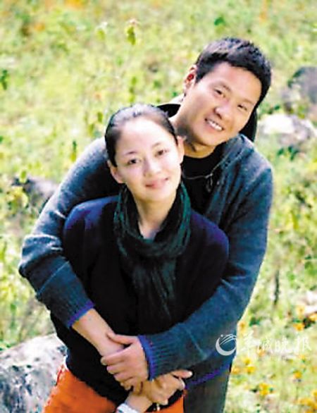 好友爆连奕名两年前已离婚 艺人婚姻亮红灯