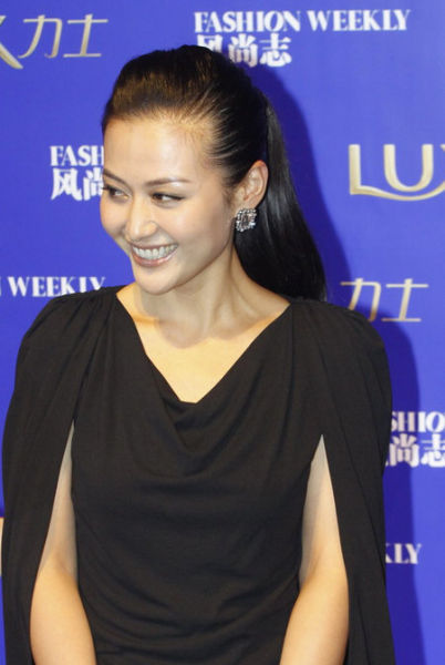 亮相红毯笑靥如花