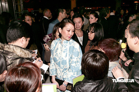 阿sa誓与阿娇同进退 陈见飞挺弟弟陈冠希【图】