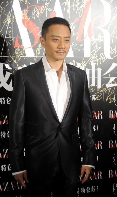 众星出席品味成功领袖会 齐赞成龙最有范