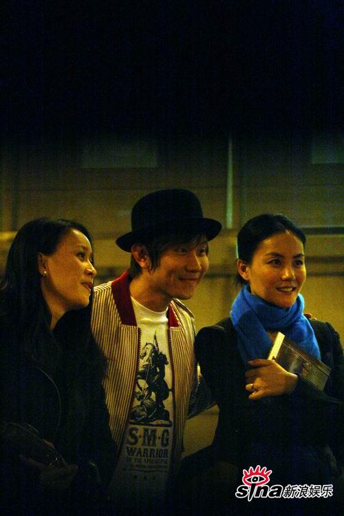 林俊杰12小时畅游京城 与王菲那英进餐合影【图】