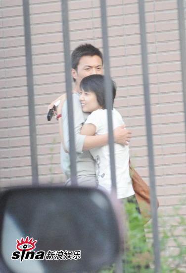 高圆圆于小伟启动京津爱情快车 经纪人证实【图】