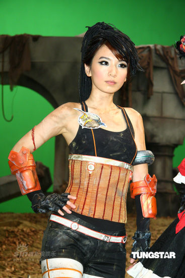 she汪东城代言网游 造型超酷称像拍大片【图】