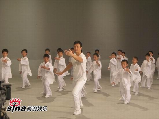 甄子丹公益广告曝光 宗师叶问普及咏春拳【图】