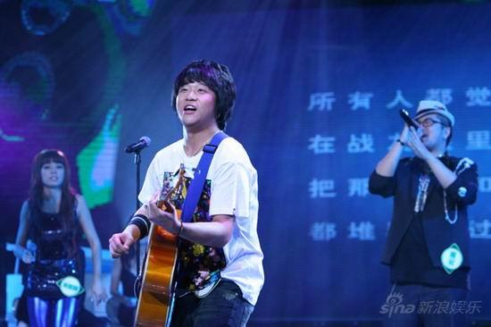 [名师4]五把吉它传承江苏卫视音乐第一的传统(组图)