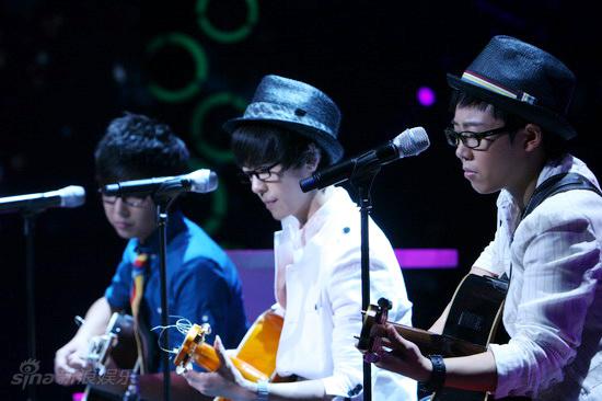 [名师4]五把吉它传承江苏卫视音乐第一的传统(组图)