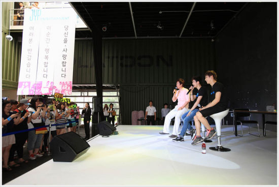 2PM���˿����