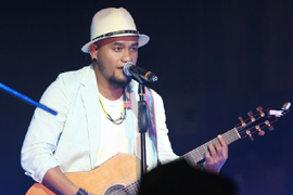 ������̨������ ˣ��ӳ�Key��