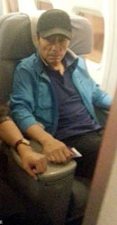 ���ѷɻ�ż������ı