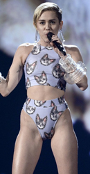 ����������ǿ��׳�