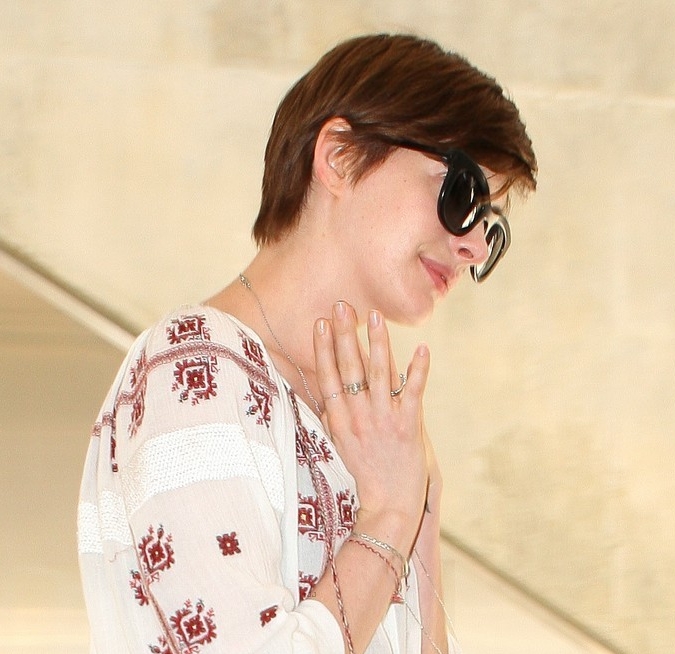 ��ɪޱ����װ