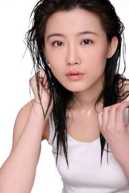 传媒签约艺员--杨晗