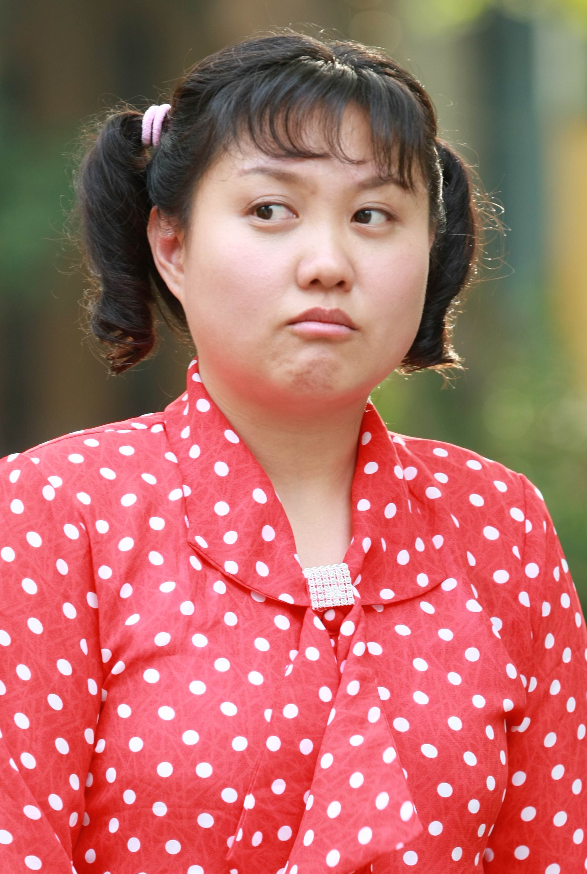 资料图片:《厂花》精彩剧照-杨晓丹饰胖闺女_影音娱乐_新浪网