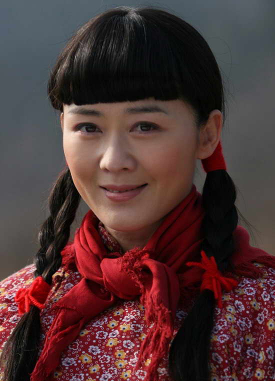《靠山》各地火热播出李琳剧中饰演“女市长”