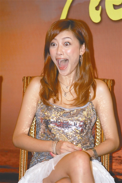 《鹿鼎记》主演在京聚首 黄晓明羡慕一夫一妻