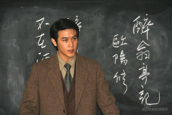 预告：5日13时陆毅等主创聊《夜幕下的哈尔滨》