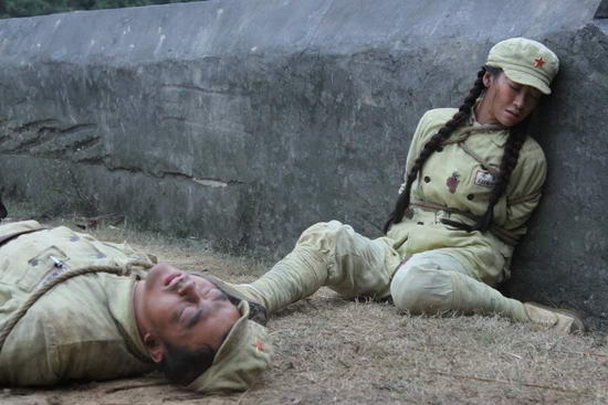 《我们队伍向太阳》戏份杀青 张国强改大结局