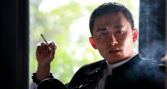 陈昊《永不瞑目》入戏太深 冰冷眼神不怒自威_影音娱乐_新浪网