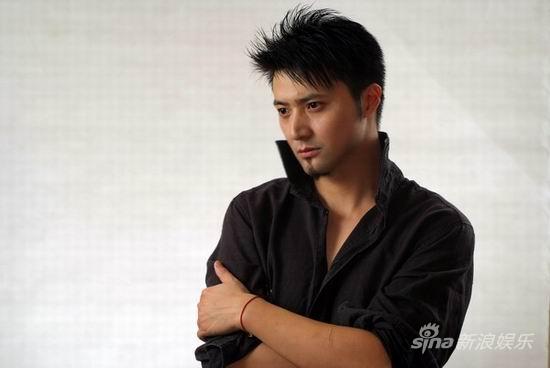 刘磊《小夜刀》回荧屏《永不消逝电波》演打手