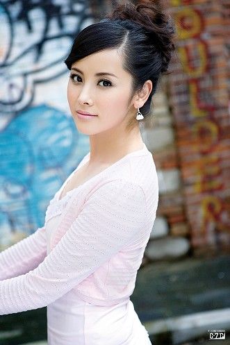 杨明娜