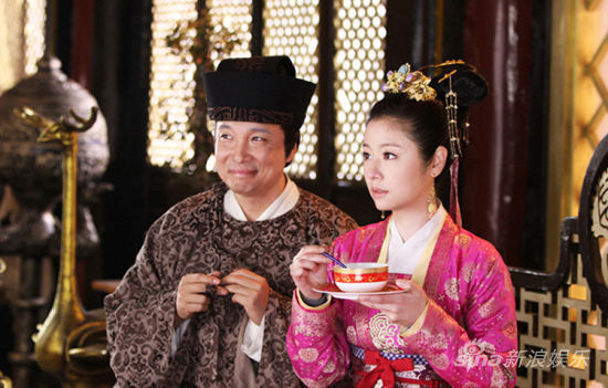 林心如、苗皓钧配合默契
