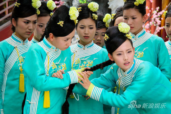 《宫2》张嘉倪演坏人受好评大年三十不回家(图