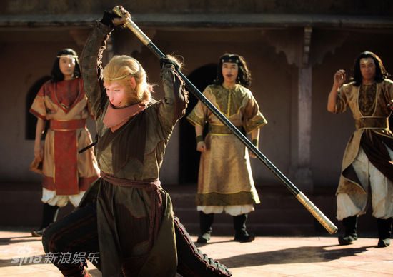 新《西游》悟空八戒卖萌耍宝迎合新需求(图)