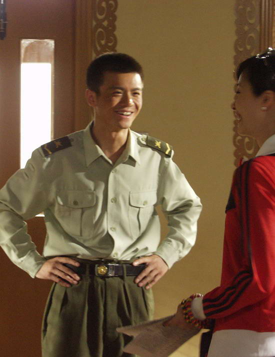 《拥抱》今晚完美收官 唐以诺转战大银幕(组图)_影音娱乐_新浪网