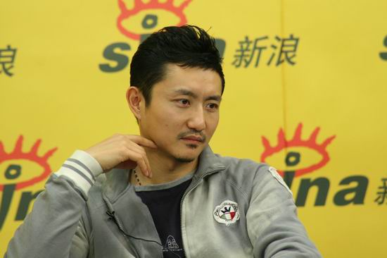 图文：《双面胶》主创聊天--涂松岩留胡子