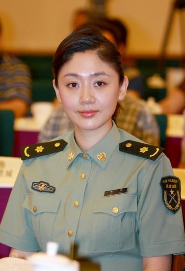 电视剧《政协主席》开机 王志飞幽默发言