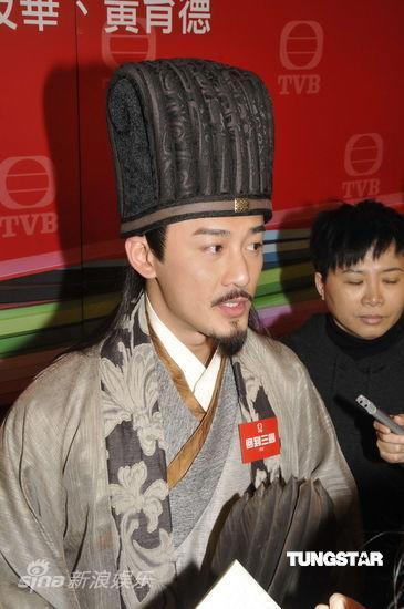 图文:林峰新剧发布会-林峰受访