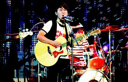 甩头发的歌曲 1245620553_ttJb4q.jpg