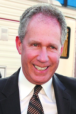 阿耶莱特-祖里尔 做邦女郎是个好建议