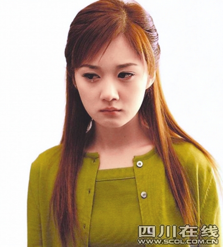 没钱就去中国演出 张娜拉道歉