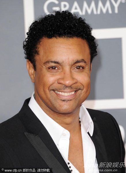 图文:第54届格莱美颁奖礼--国际雷鬼音乐家Sh
