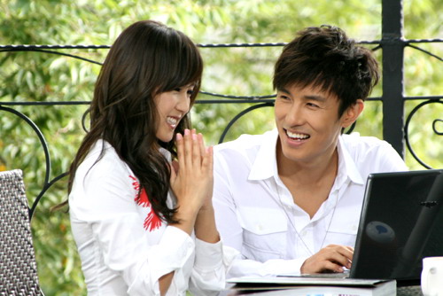 何洁《爱情彼岸》进驻KTV引爆对唱歌热潮(图)