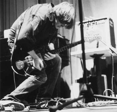 Sonicyouth主心骨ThurstonMoore发行solo专辑