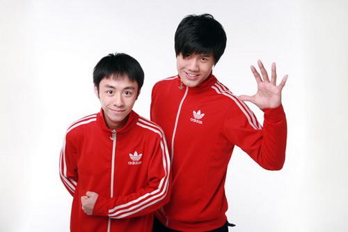 后舍男生突破传统 七位数酬劳代言女性用品(图