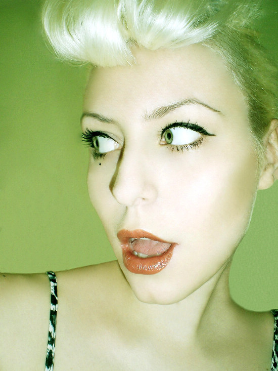 S.P.Y团队秘密进行培训 出道曲制作阵容豪华