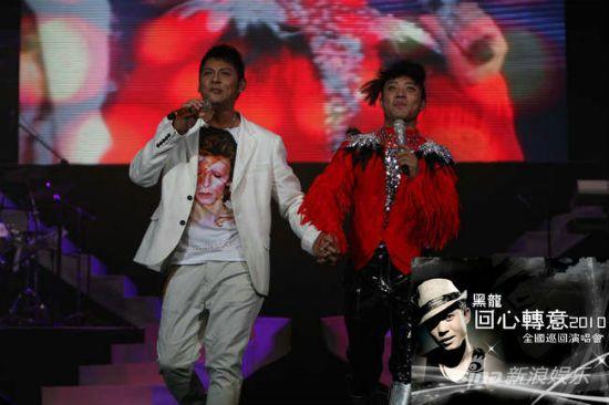 歌手黑龙今晚唱响丹东 神秘嘉宾大揭秘(图)