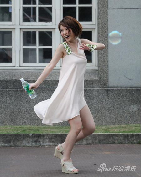 充满夏日风情