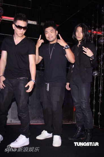 AZIATIX