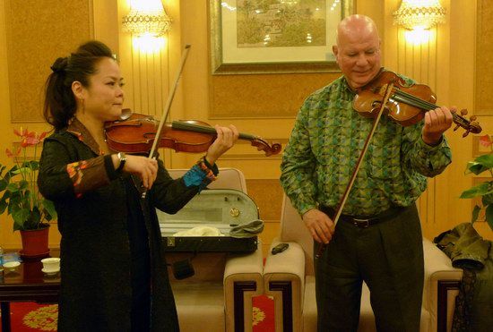 小提琴大师奥利维拉携手谢楠中山音乐堂秀名琴