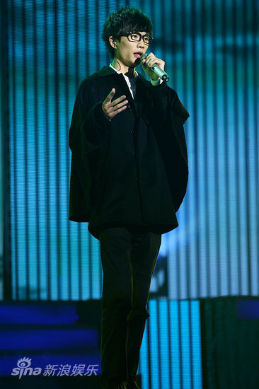 许嵩携好友共享音乐大餐 南京演唱会正式开票