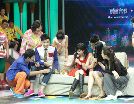 至上励合李茂秀歌舞 与周慧敏相见恨晚