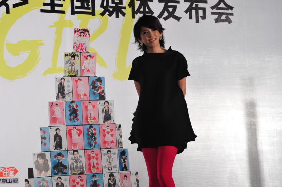 刘忻发布会变魔法师 陈晓孙坚争当mv男主