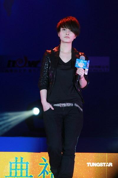 9+2音乐榜新人联欢 twins获奖阿娇缺席【图】