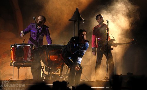 酷玩乐队登台献唱